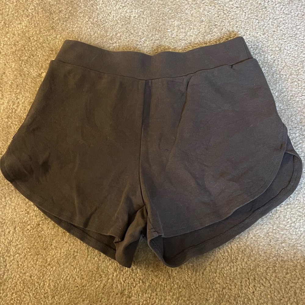 SOLD ‼️Alphalete Identity Shorts